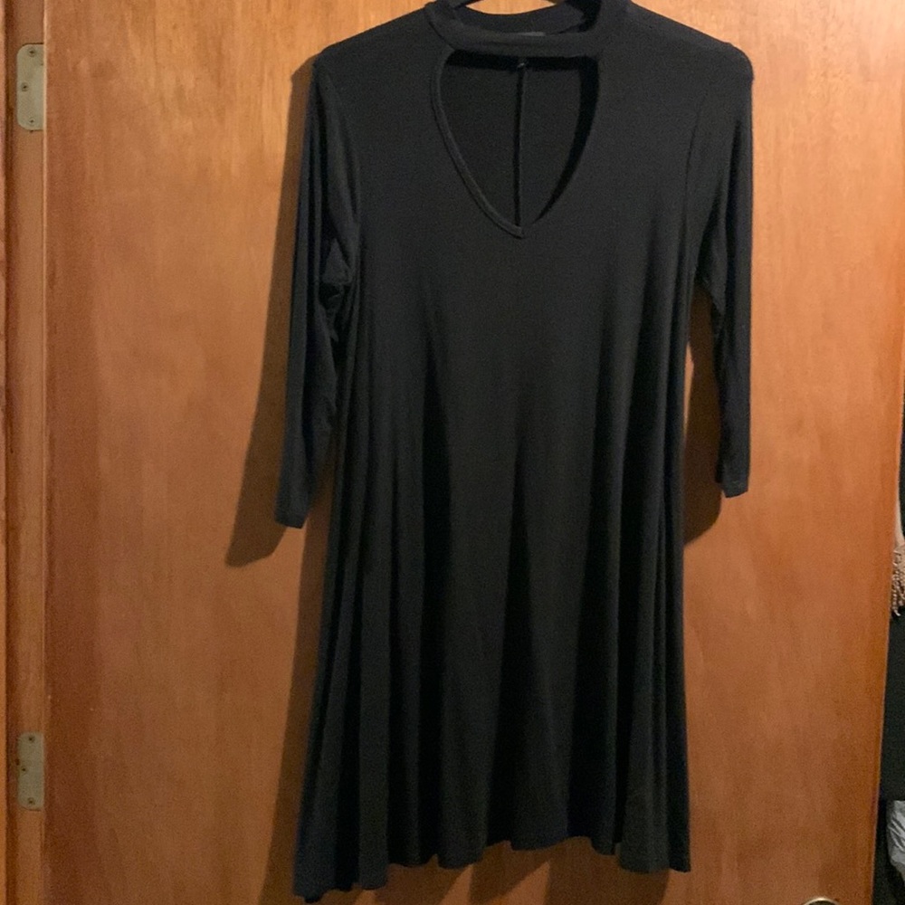 3/4 sleeve black dress